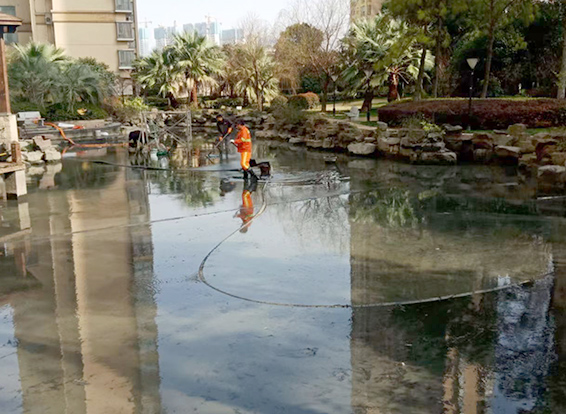 科尔沁景观池淤泥清理